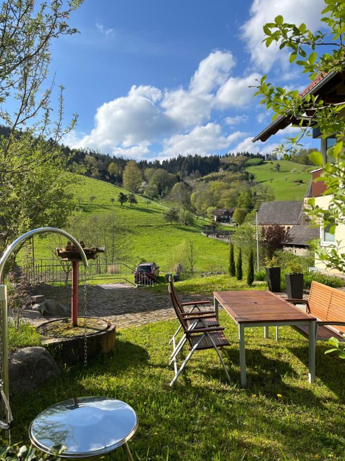 S-Suite Das Design-Ferienhaus Im Schwarzwald Biberach  Exterior photo